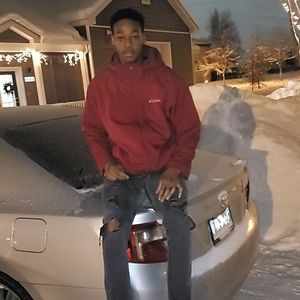 Meet your Posher, Deonte